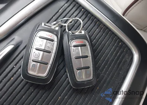 2017 Chrysler Pacifica Limited from USA, damaged, VIN 2C4RC1GG0HR508705